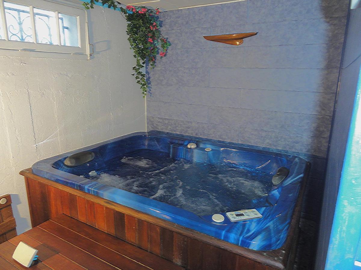 La Demeure Aux Pins Bed & Breakfast Lourdes Exterior photo